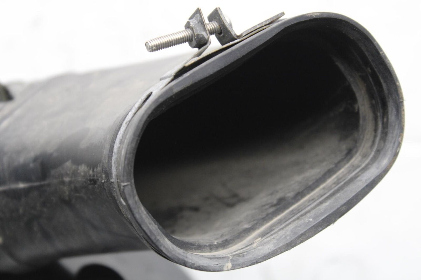 2000 Kawasaki Ninja ZX12R ZX1200A LEFT/ RIGHT RAM AIR INTAKE DUCT SET BB565