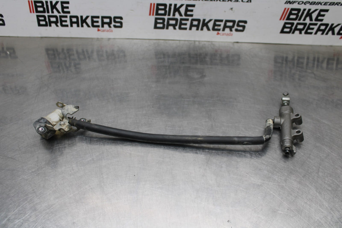 18 YAMAHA SUPER TENERE REAR BACK BRAKE MASTER CYLINDER W RESERVOIR BB832