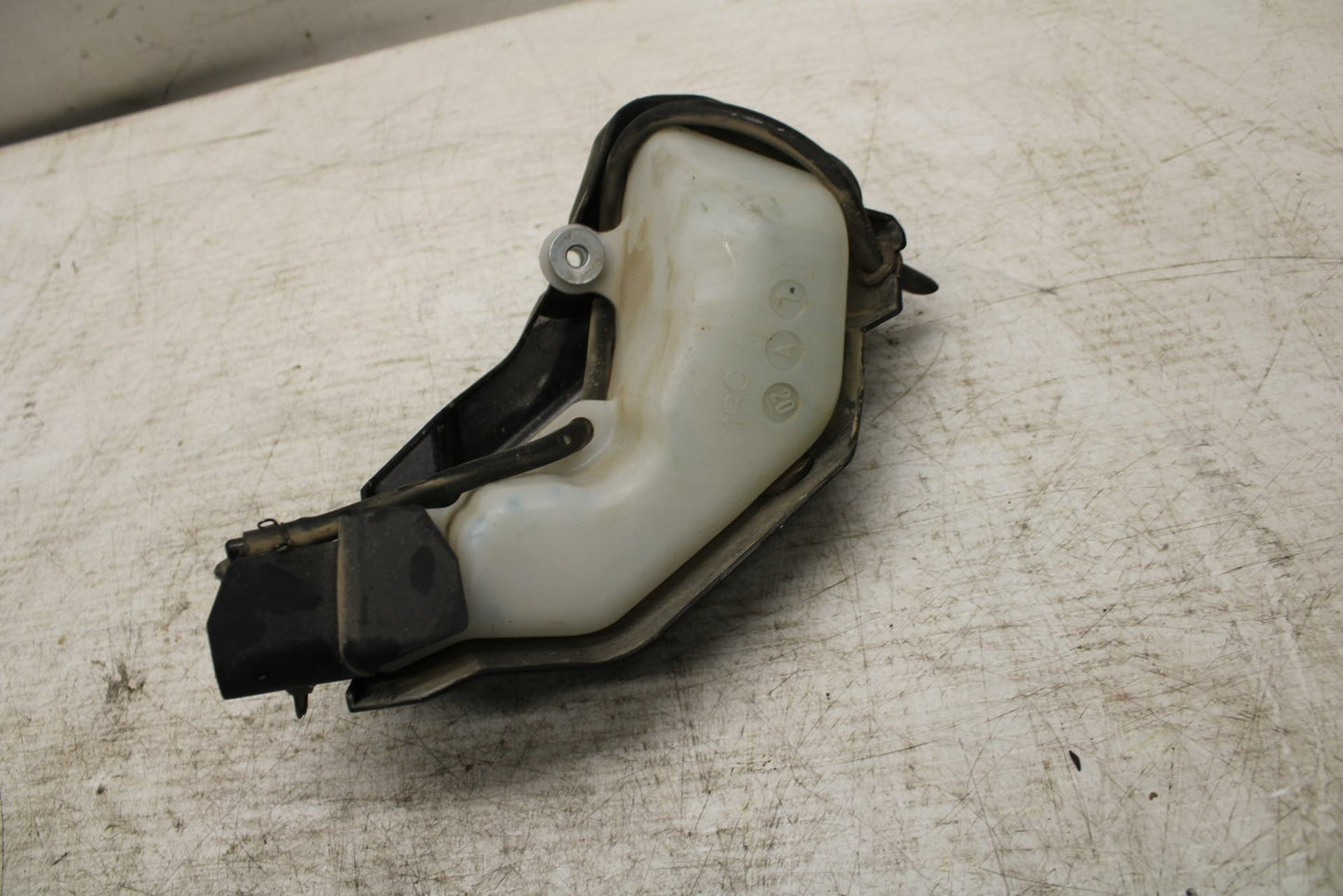 20-21 YAMAHA XSR900 COOLANT WATER TANK RESERVOIR BOTTLE BB372