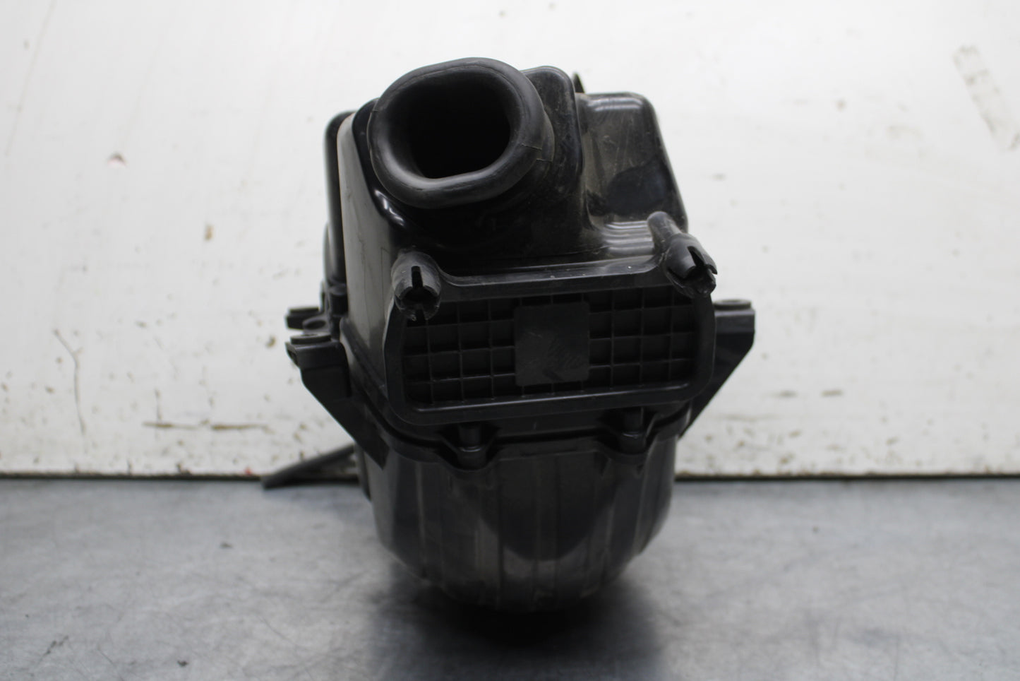15-16 HONDA CB300F AIRBOX AIR INTAKE FILTER BOX BB740