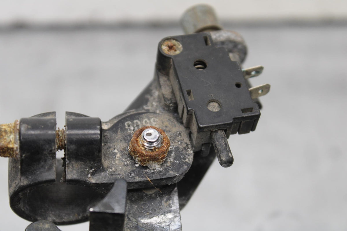 03-04 HONDA CBR600RR CLUTCH PERCH MOUNT WITH LEVER  BB637