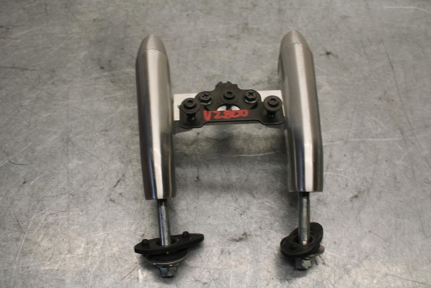 2007 Suzuki Boulevard M50 HANDLEBAR RISERS BB537