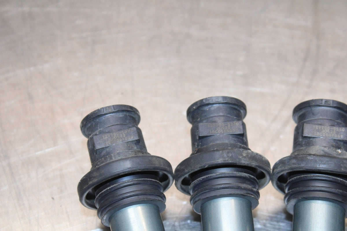 20-25 SUZUKI GSXR750 IGNITION COILS COIL SPARK PLUG CAPS BB810