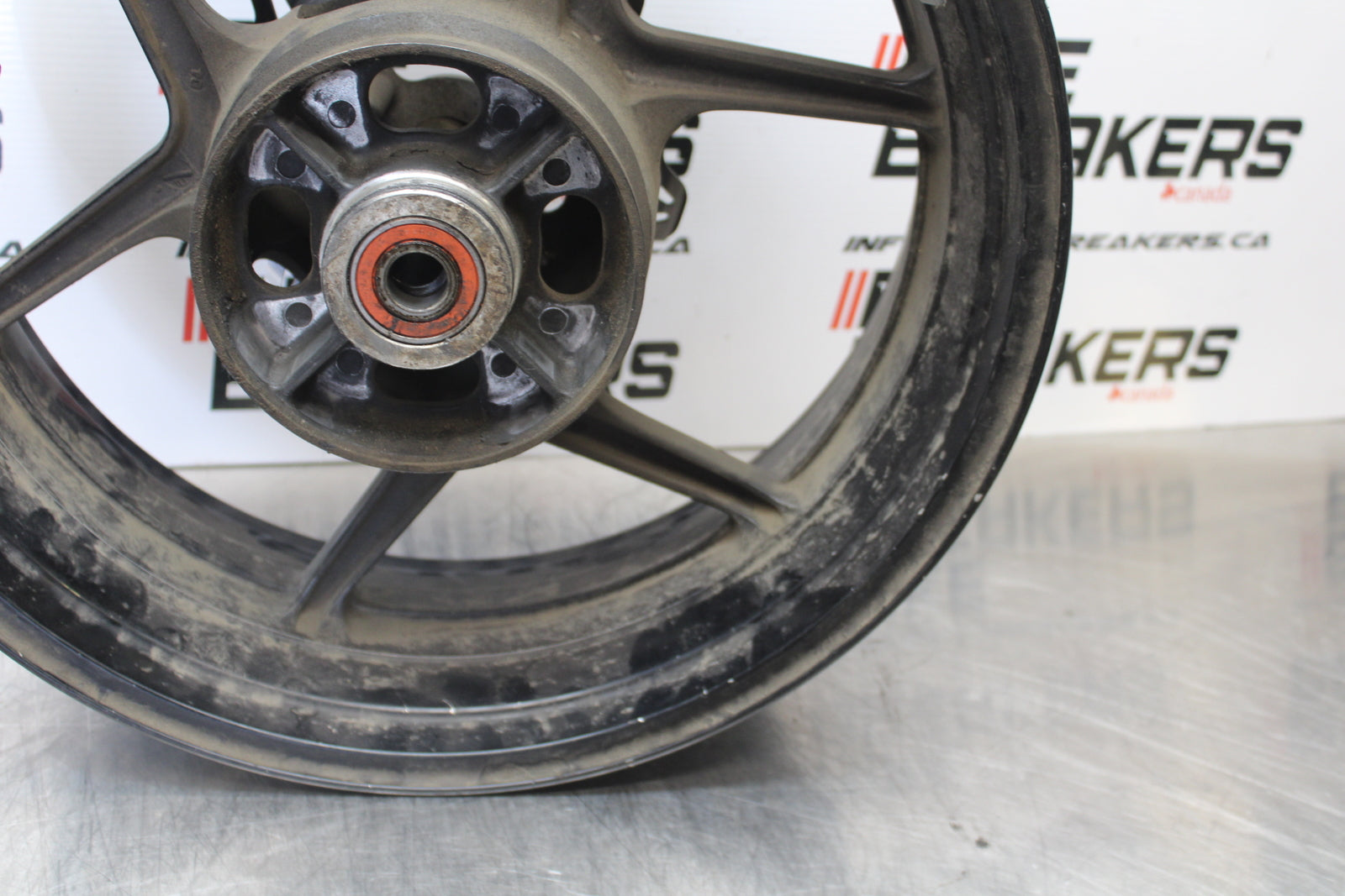 04-05 KAWASAKI NINJA ZX10R REAR WHEEL BACK RIM & ROTOR BB163