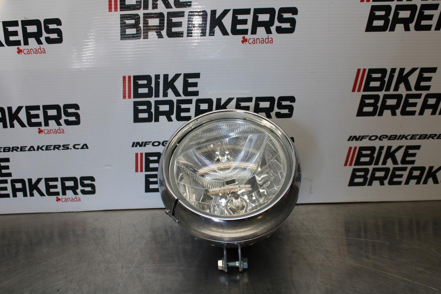 05-06 VICTORY KINGPIN DELUXE SINGLE HEADLIGHT HEAD LAMP LIGHT BB195