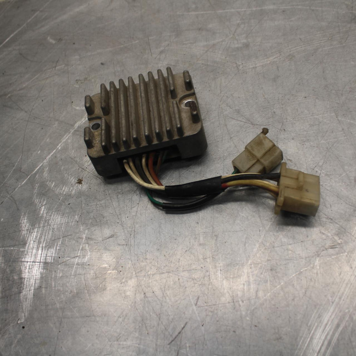 1979 Yamaha XS1100S Special RECTIFIER VOLTAGE REGULATOR BB510