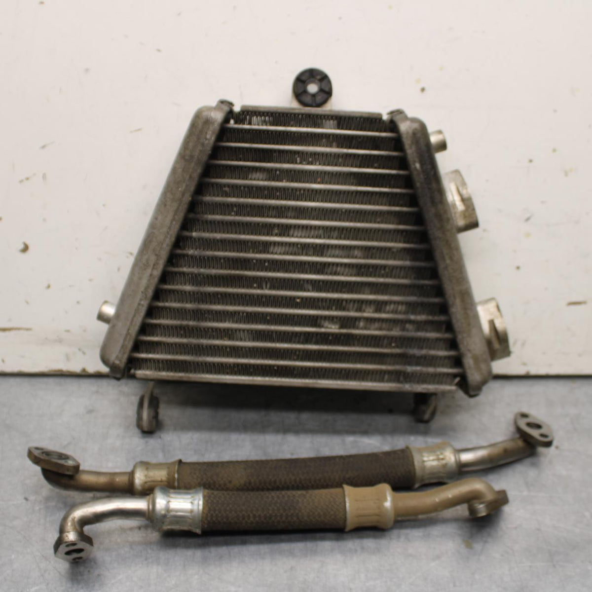 09-16 SUZUKI GSXR1000 ENGINE MOTOR OIL COOLER  16600-47H10 BB642