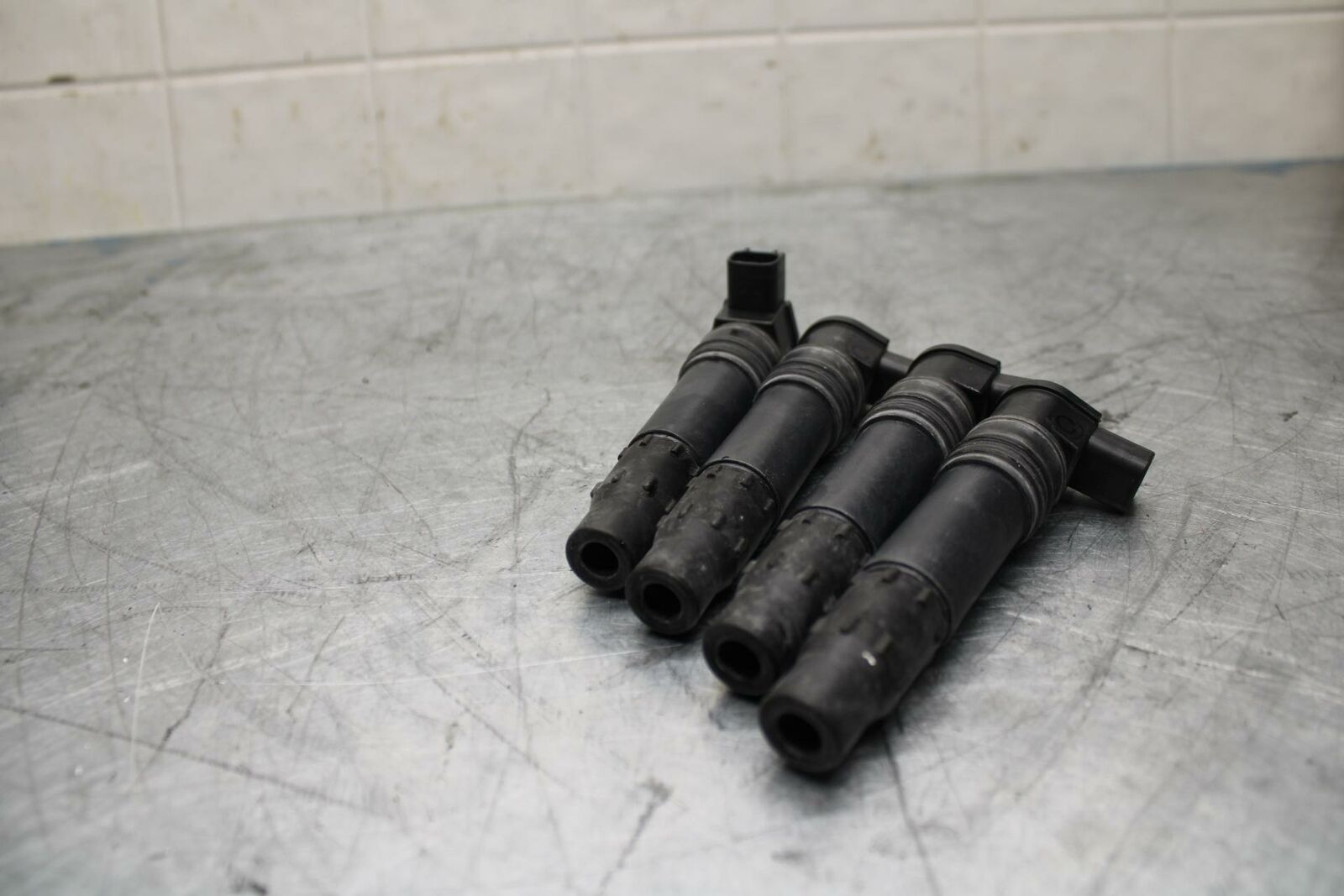 10-13 KAWASAKI Z1000 IGNITION COILS COIL SPARK PLUG CAPS  BB421