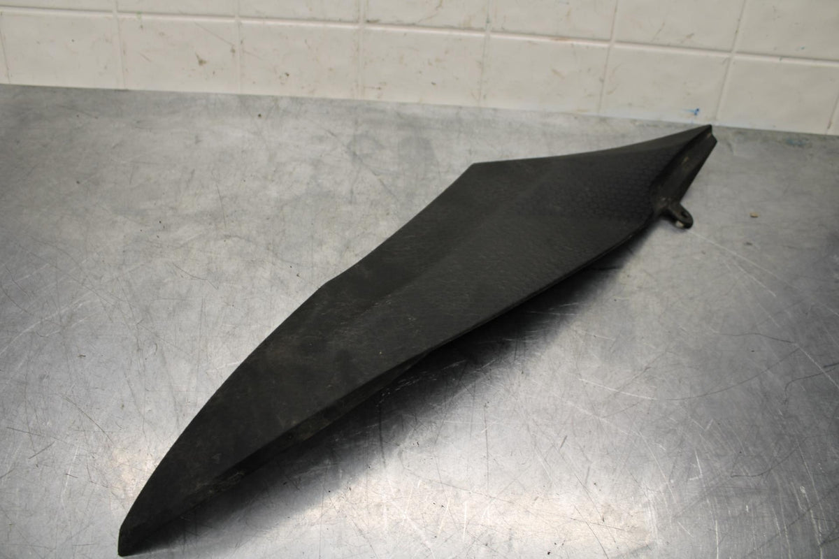 2007 Yamaha YZF R6 LEFT FRONT UPPER MID SIDE FAIRING COWL PLASTIC BB590
