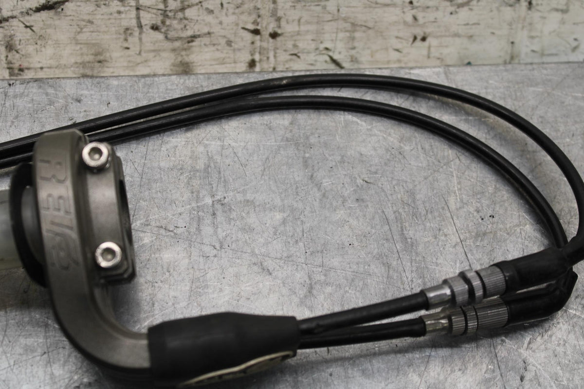 2007 Yamaha YZF R1 RIGHT THROTTLE GRIP BB575