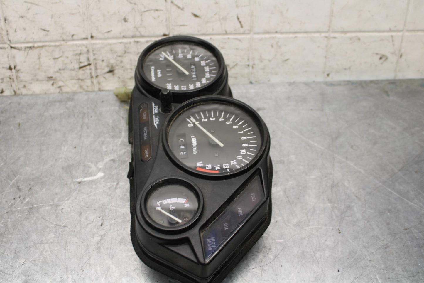 00-01 KAWASAKI ZZR600 SPEEDO TACH GAUGES SPEEDOMETER TACHOMETER BB568