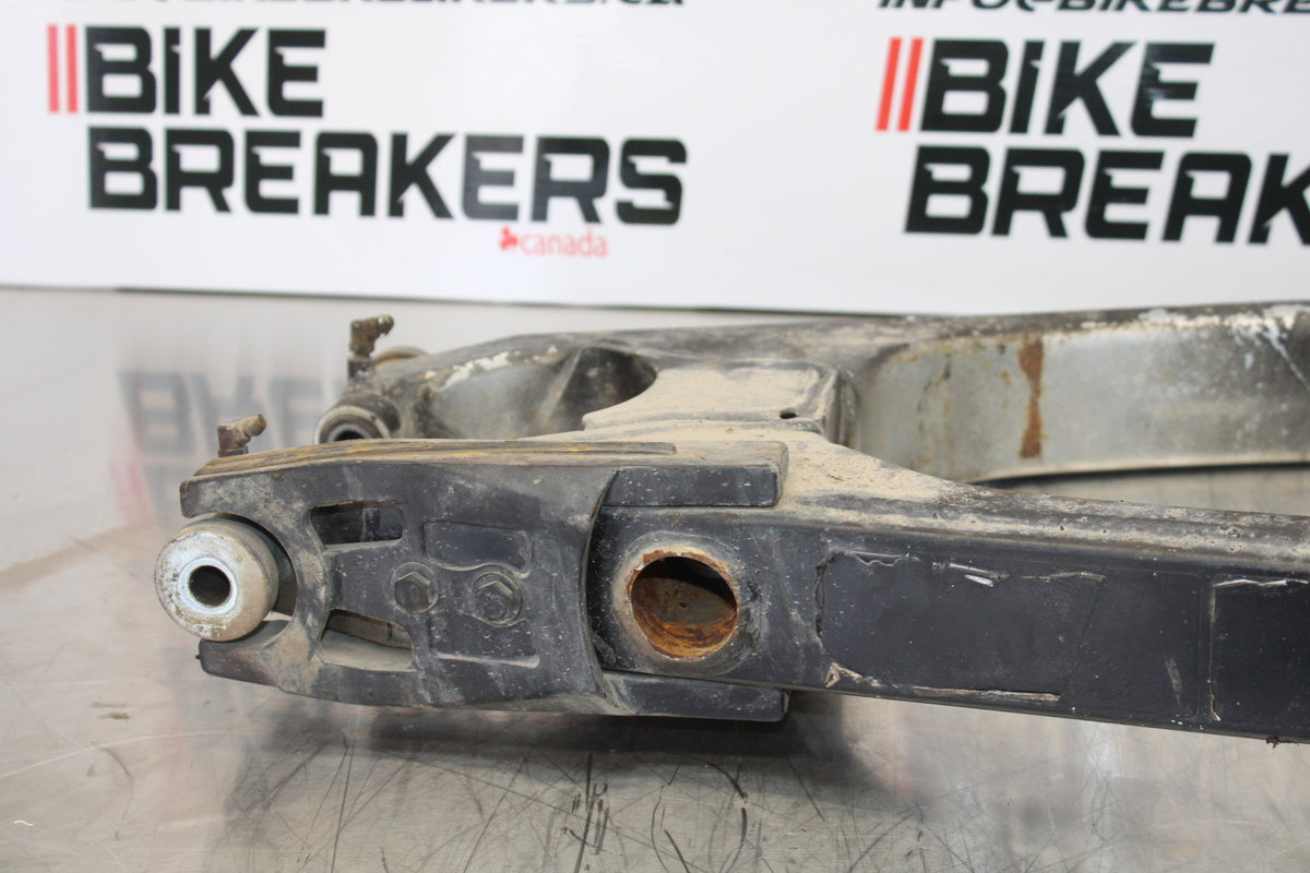 19 YAMAHA TTR230 SWINGARM SWING ARM SUSPENSION BB146