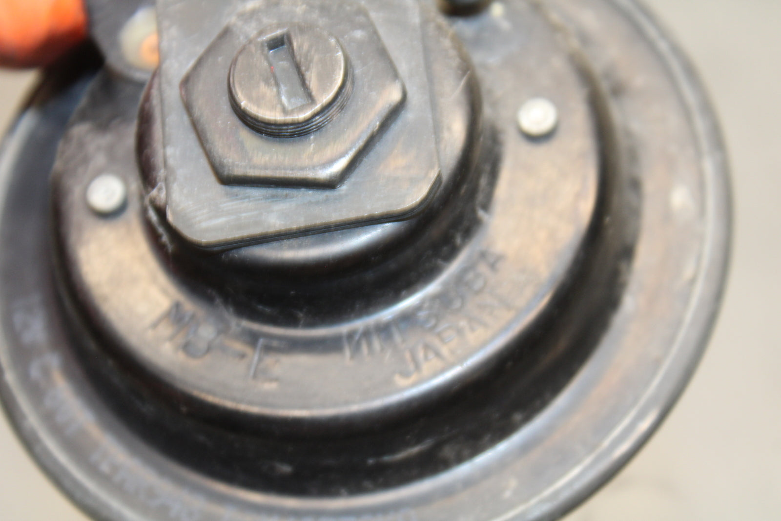 04-12 HONDA ST1300A HORN SIGNAL (ITEM B) BB669