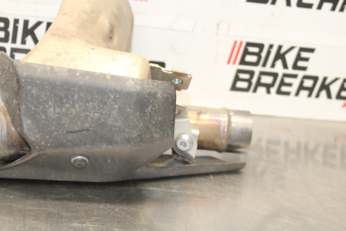 24-25 KAWASAKI NINJA ZX6R EXHAUST MIDPIPE MID CAT MIDDLE PIPE BB939