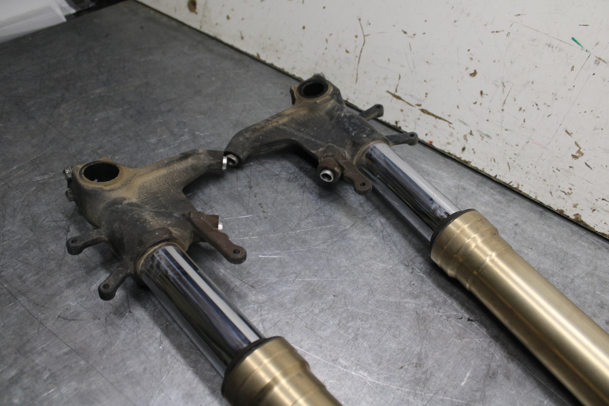 08-10 SUZUKI GSXR 600 FRONT FORKS SHOCK SUSPENSION SET PAIR  BB721