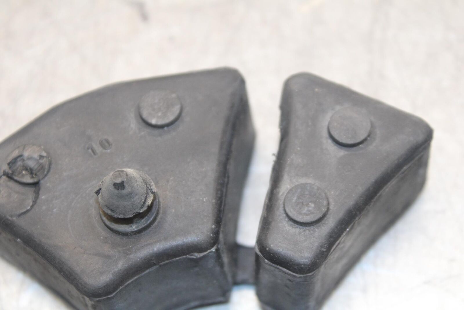 1988 Yamaha FZ600 REAR HUB SHOCK DAMPERS CUSH ABSORBERS BB601