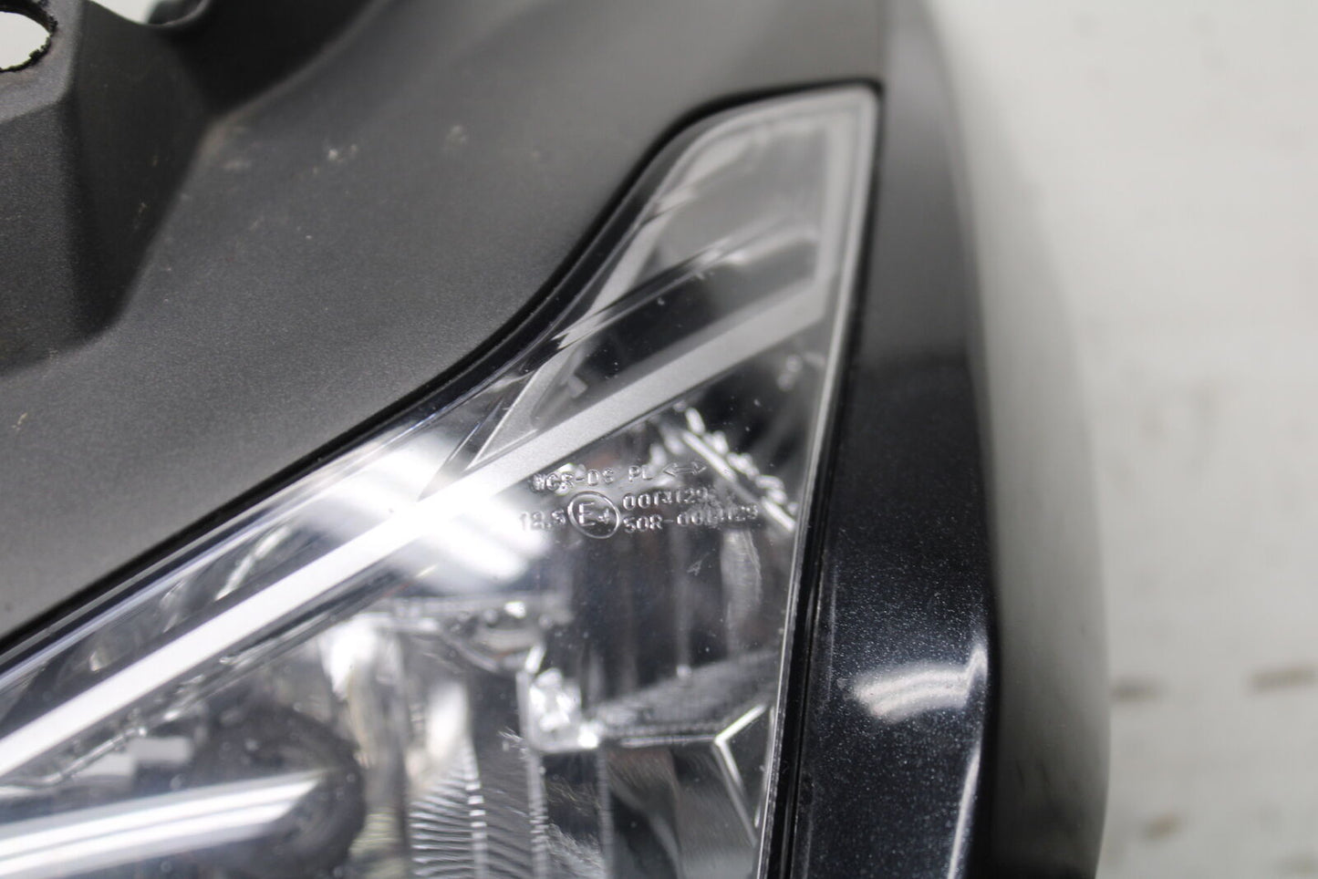 12-13 KAWASAKI Z1000 FRONT HEADLIGHT HEAD LIGHT LAMP BB743