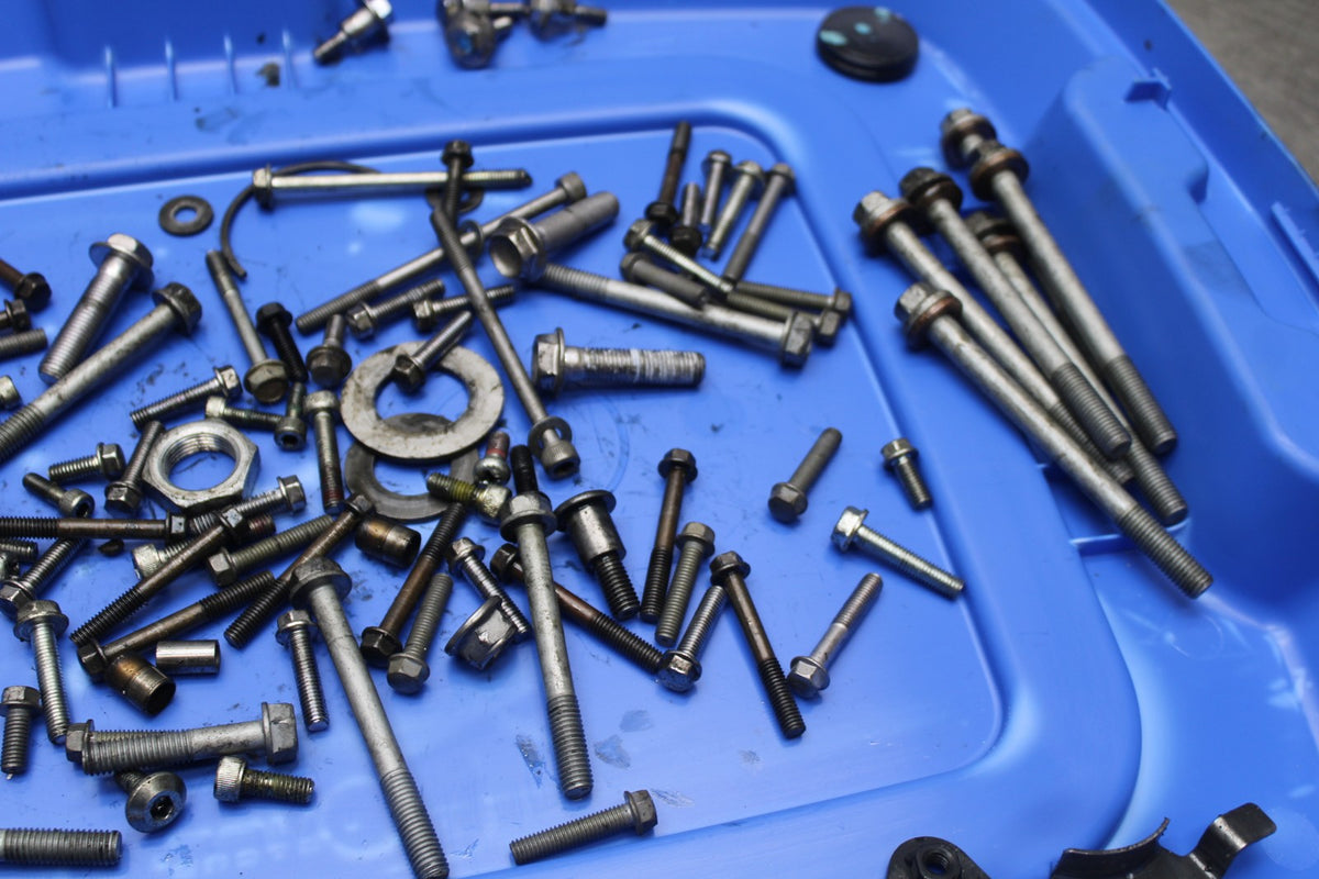 24 KAWASAKI NINJA 500 ABS ENGINE MOUNTING BOLTS HARDWARE MOTOR SCREWS BB818