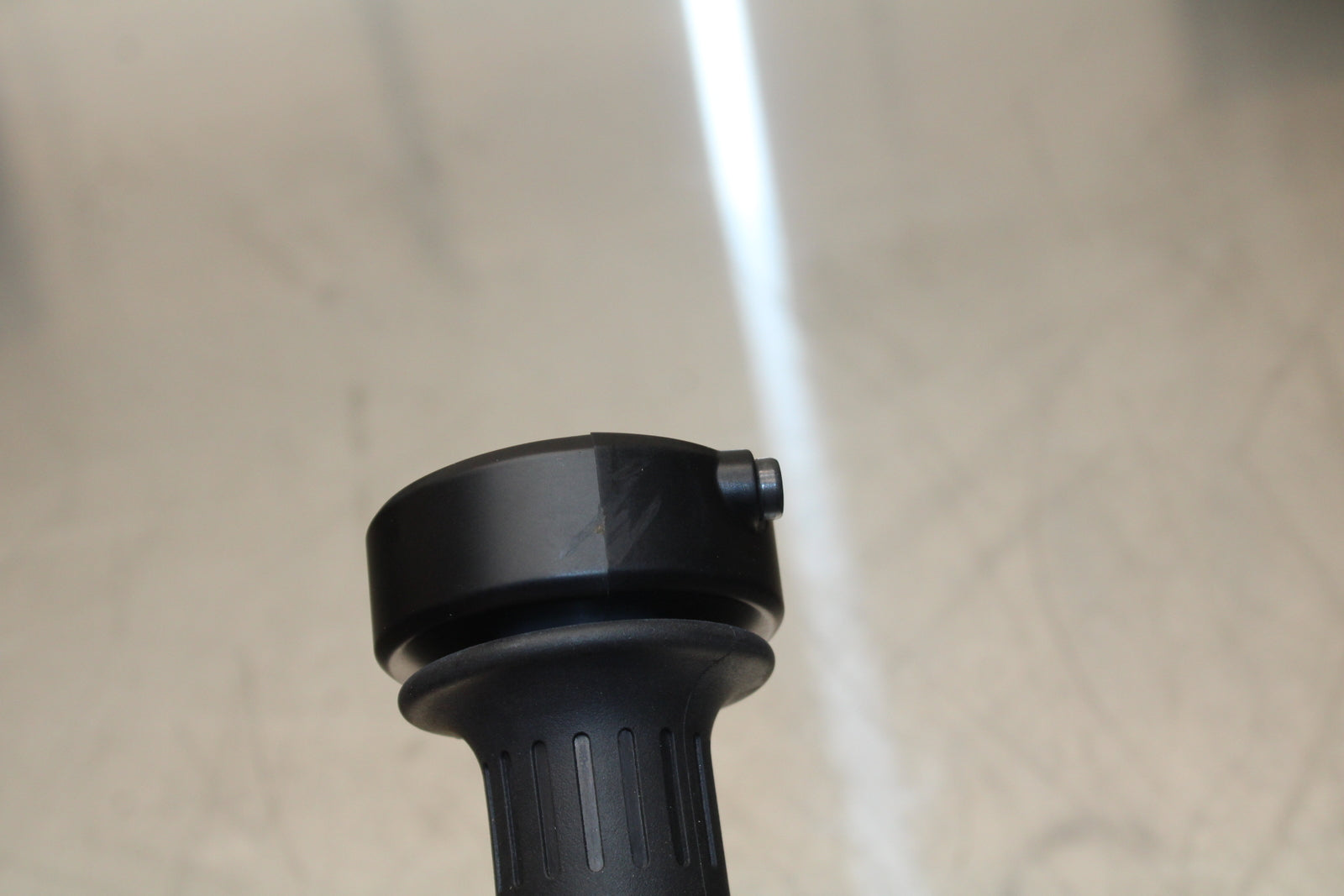 23-24 KAWASAKI NINJA ZX14R NEW!! THROTTLE CABLE LINE HOUSING GUIDE BB141