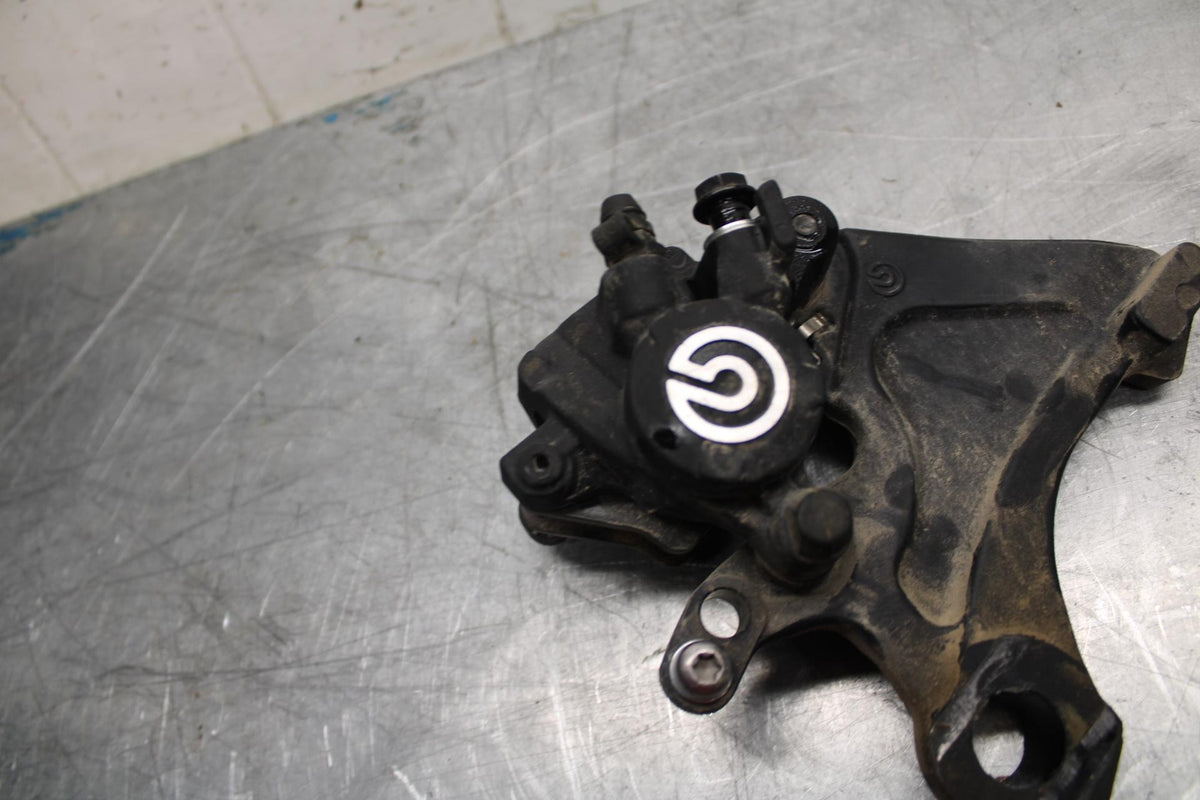 17-21 TRIUMPH STREET TRIPPLE R ABS REAR BREMBO  BRAKE CALIPER W  BRACKET bb452