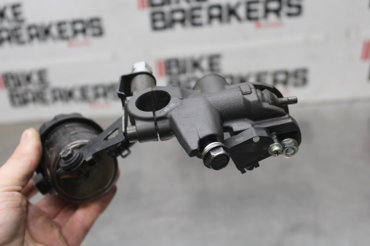 23 KAWASAKI Z900RS FRONT BRAKE MASTER CYLINDER BB935