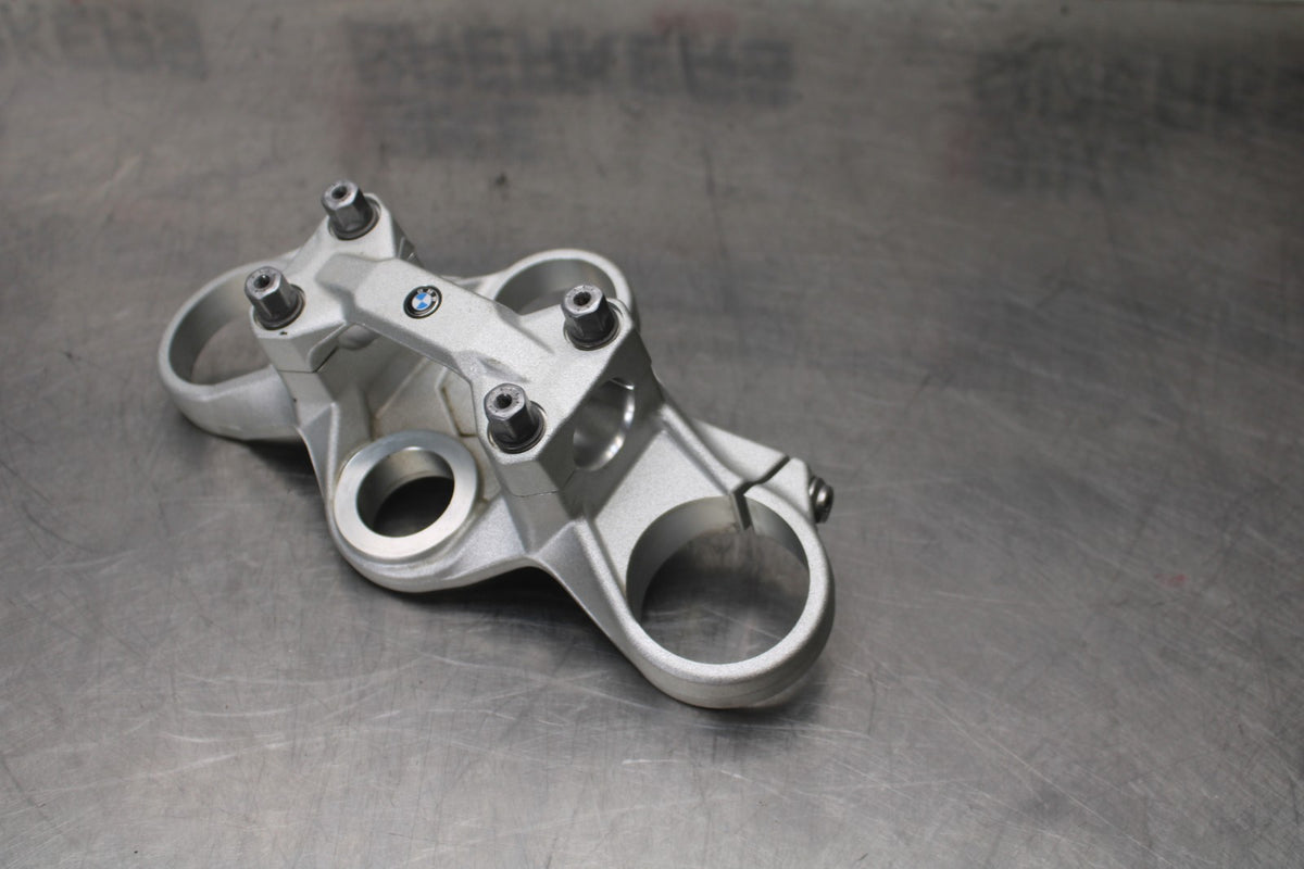 20-23 BMW F900R FORKS UPPER TRIPLE TREE CLAMP BB923