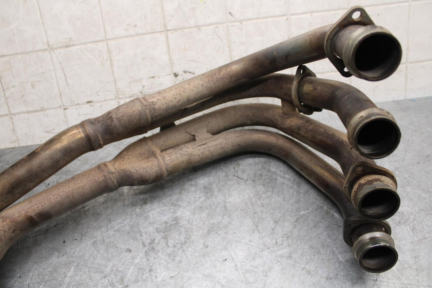 2003 Yamaha YZF R6 EXHAUST HEADER PIPES MANIFOLD 5SL-14602-00-00 BB539