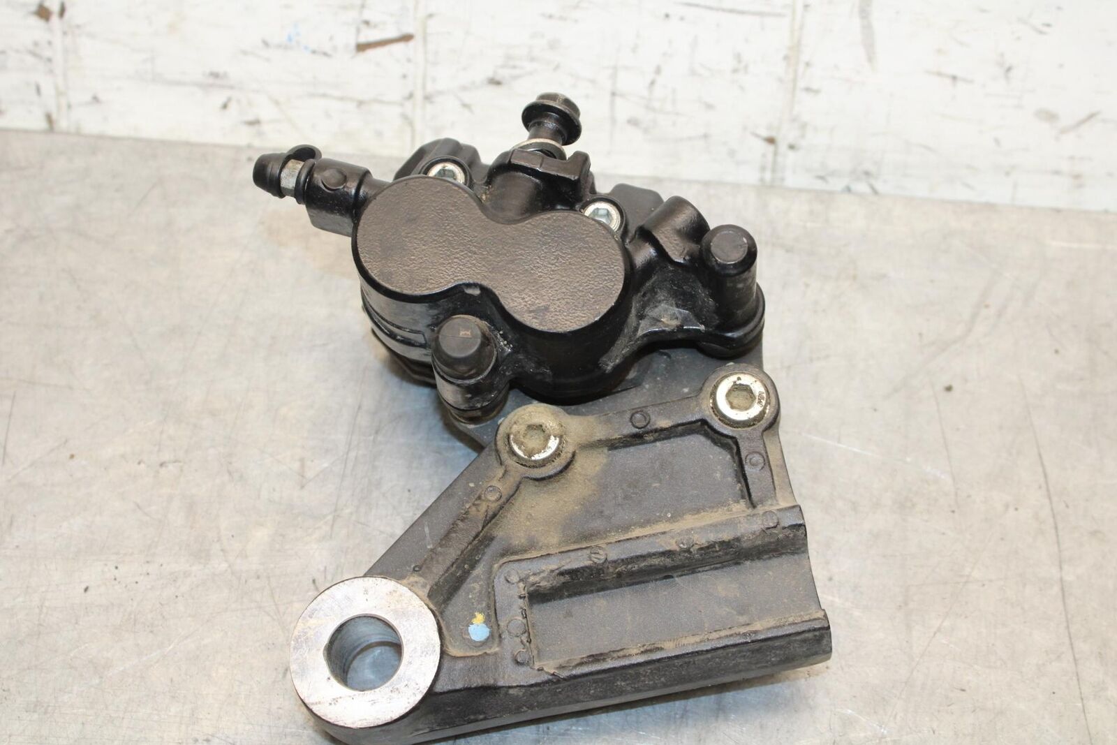 2015 Kawasaki Ninja 300 EX300B ABS REAR BACK BRAKE CALIPER 43080-0151-25S BB61