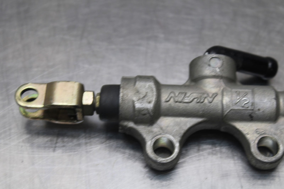 00-02 KAWASAKI NINJA ZX6R REAR BACK BRAKE MASTER CYLINDER BB750