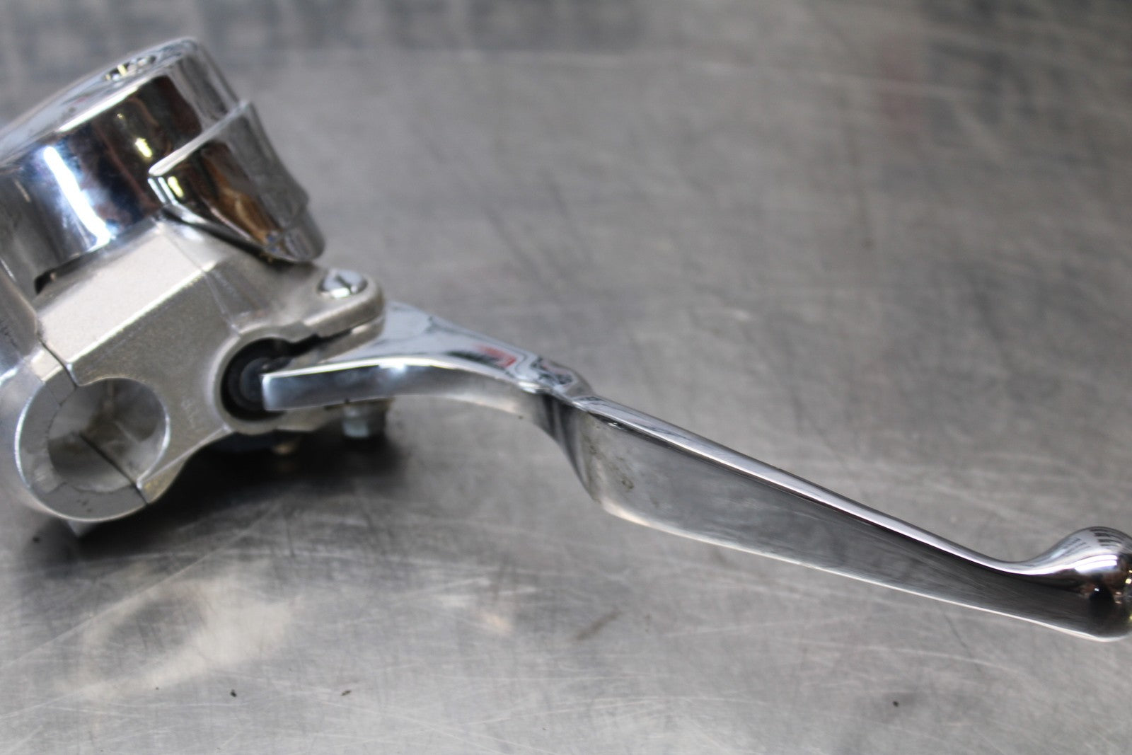 03-08 KAWASAKI VULCAN 1600 FRONT BRAKE MASTER CYLINDER BB196