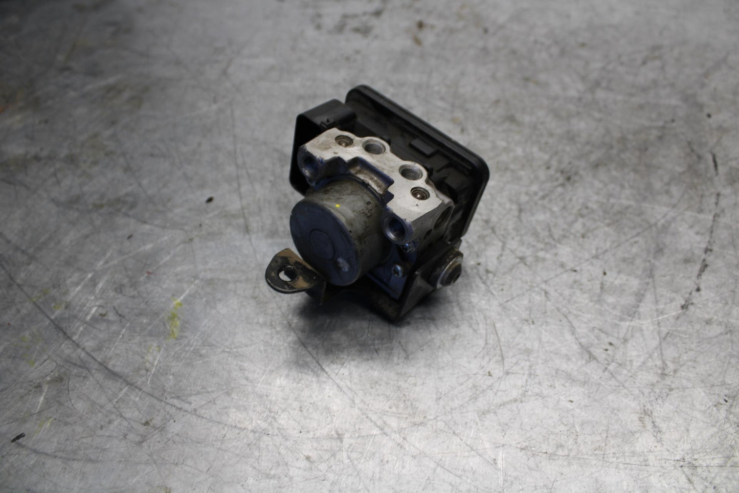 13-17 KAWASAKI NINJA 300 ABS PUMP UNIT MODULE BB429