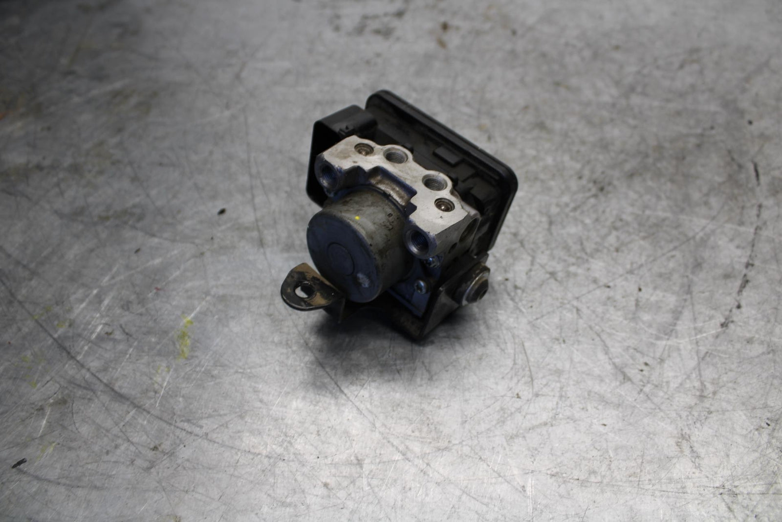 13-17 KAWASAKI NINJA 300 ABS PUMP UNIT MODULE BB429