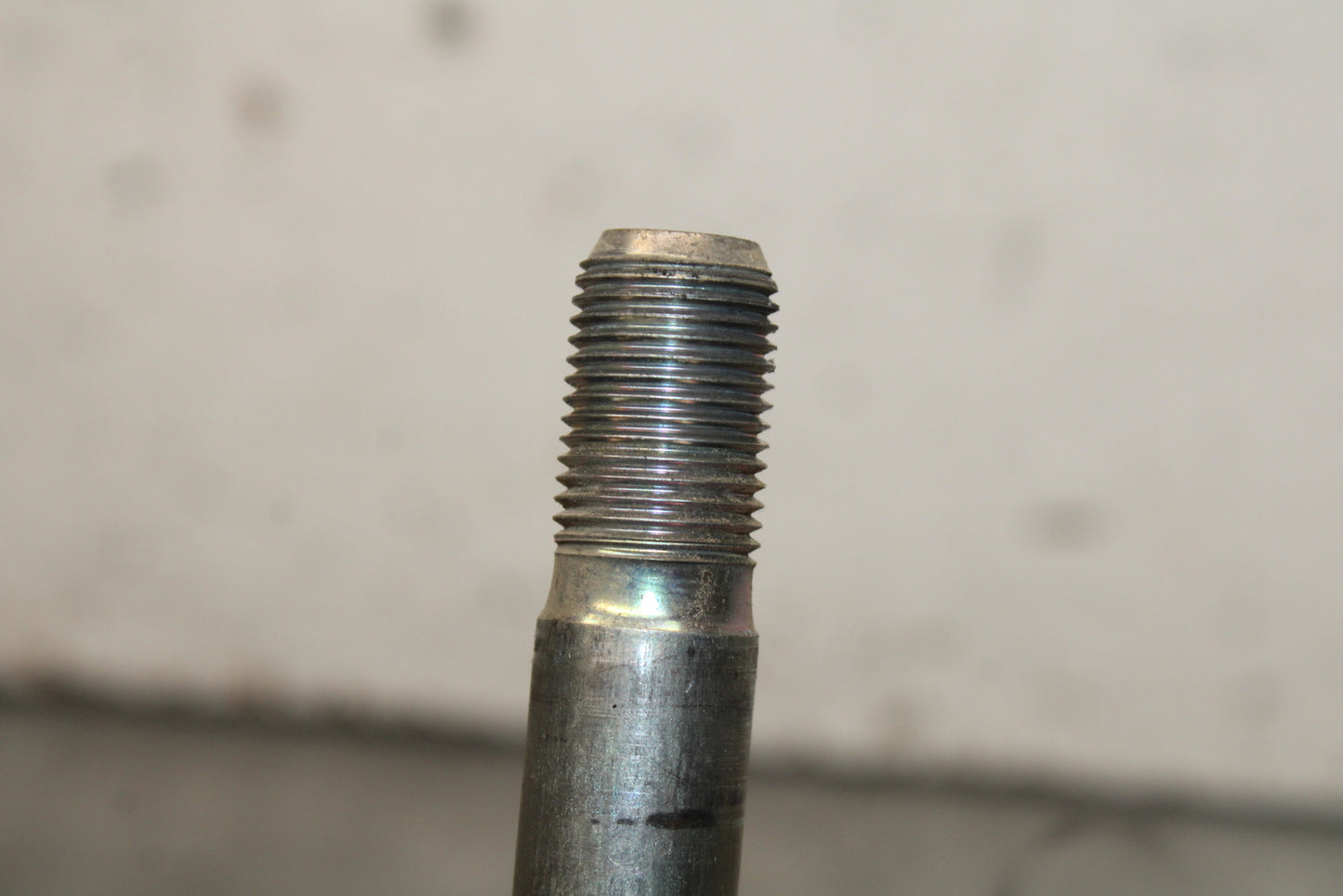 14-15 YAMAHA V STAR 1300 XVS1300CT TOURER FRONT WHEEL RIM AXLE PIVOT BOLT BB722