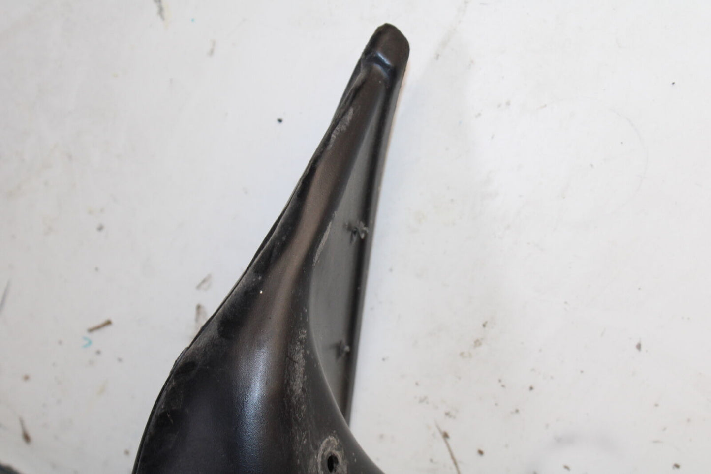 05-06 HONDA CBR600RR RIGHT LEFT INTAKE DUCTS 64330-MEE-A00 64335-MEE-940 BB655 