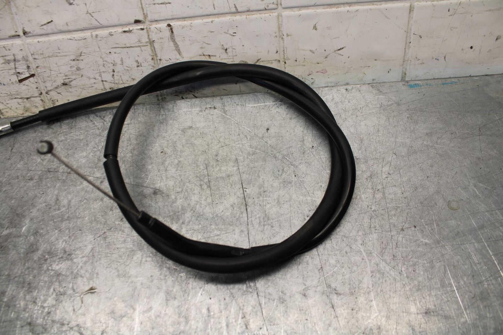 2015 Yamaha FZ09 CLUTCH CABLE LINE 1RC-26335-00-00 BB54