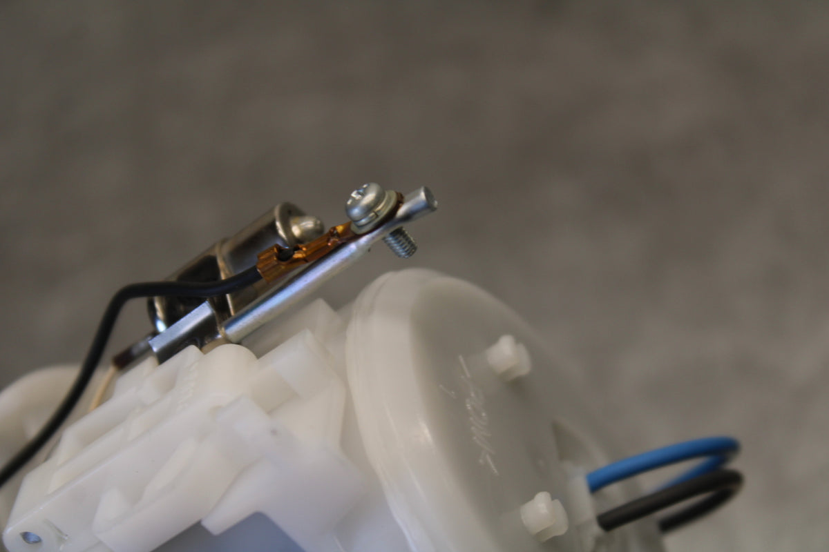 17-21 HONDA CBR1000RR SP FUEL PUMP GAS PETROL SENDER UNIT BB681