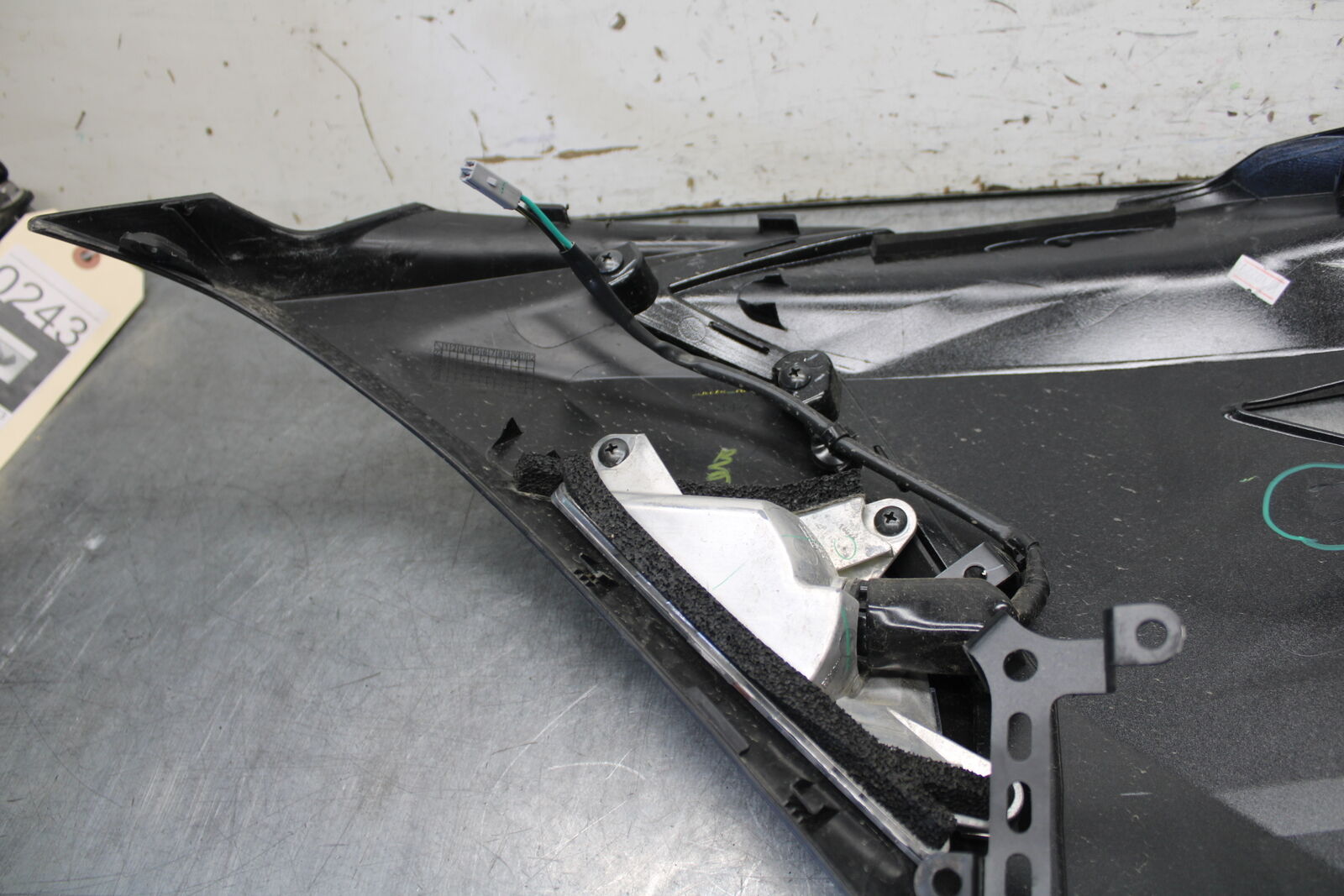 18-23 KAWASAKI NINJA 400 RIGHT LOWER MID UPPER SIDE FAIRING COWL  BB679