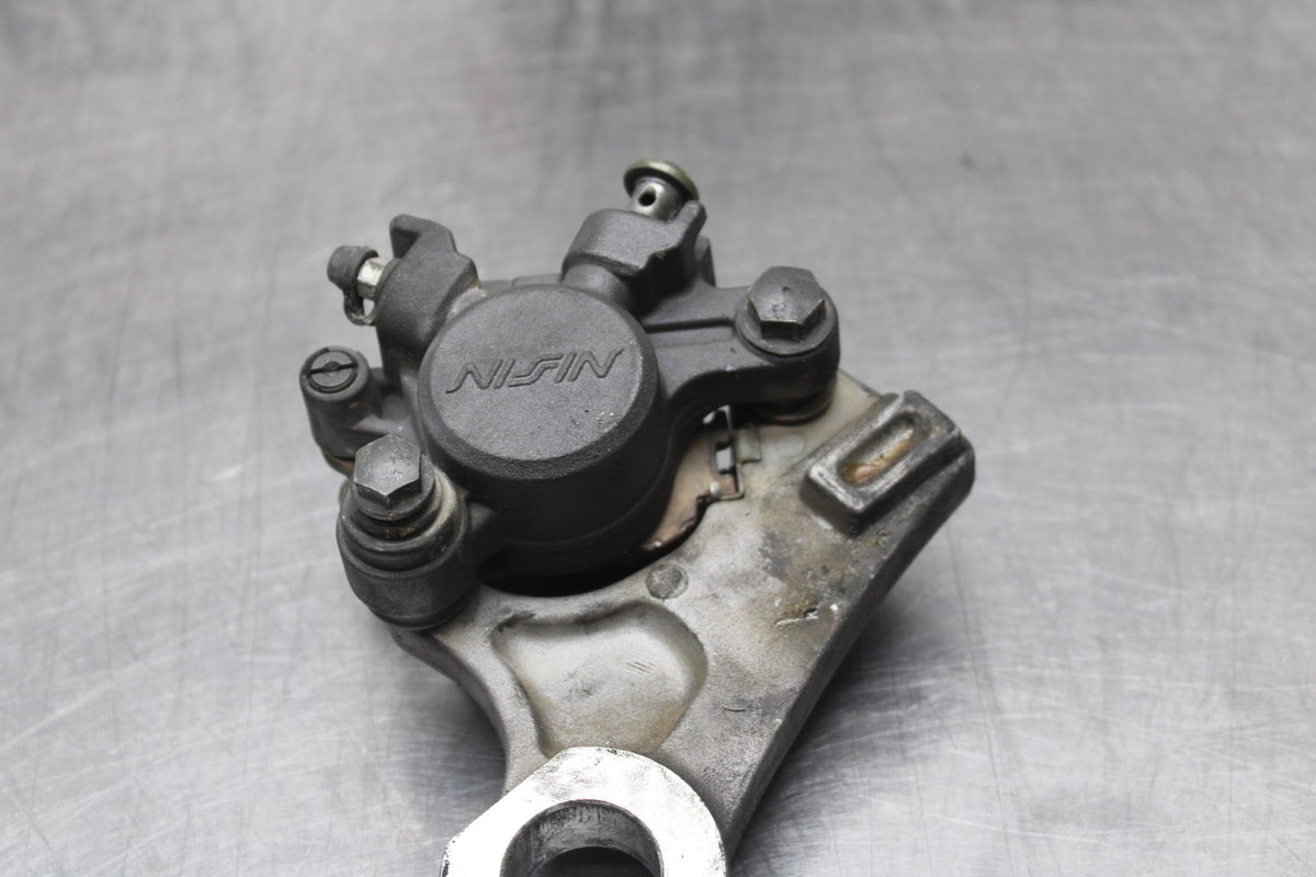 07-08 YAMAHA YZF R1 REAR BACK BRAKE CALIPER W MOUNT BRACKET BB771