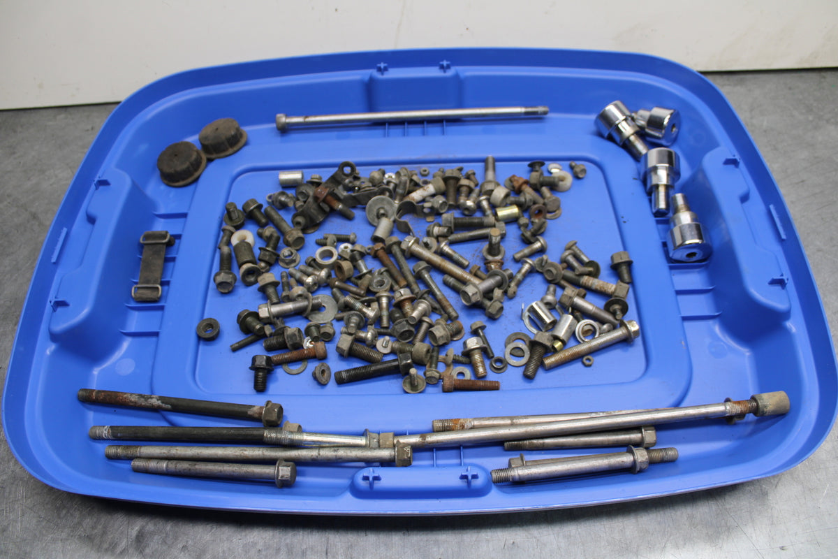 02-03 YAMAHA V STAR 1100 MOUNTING BOLTS HARDWARE MOTOR SCREWS BB124