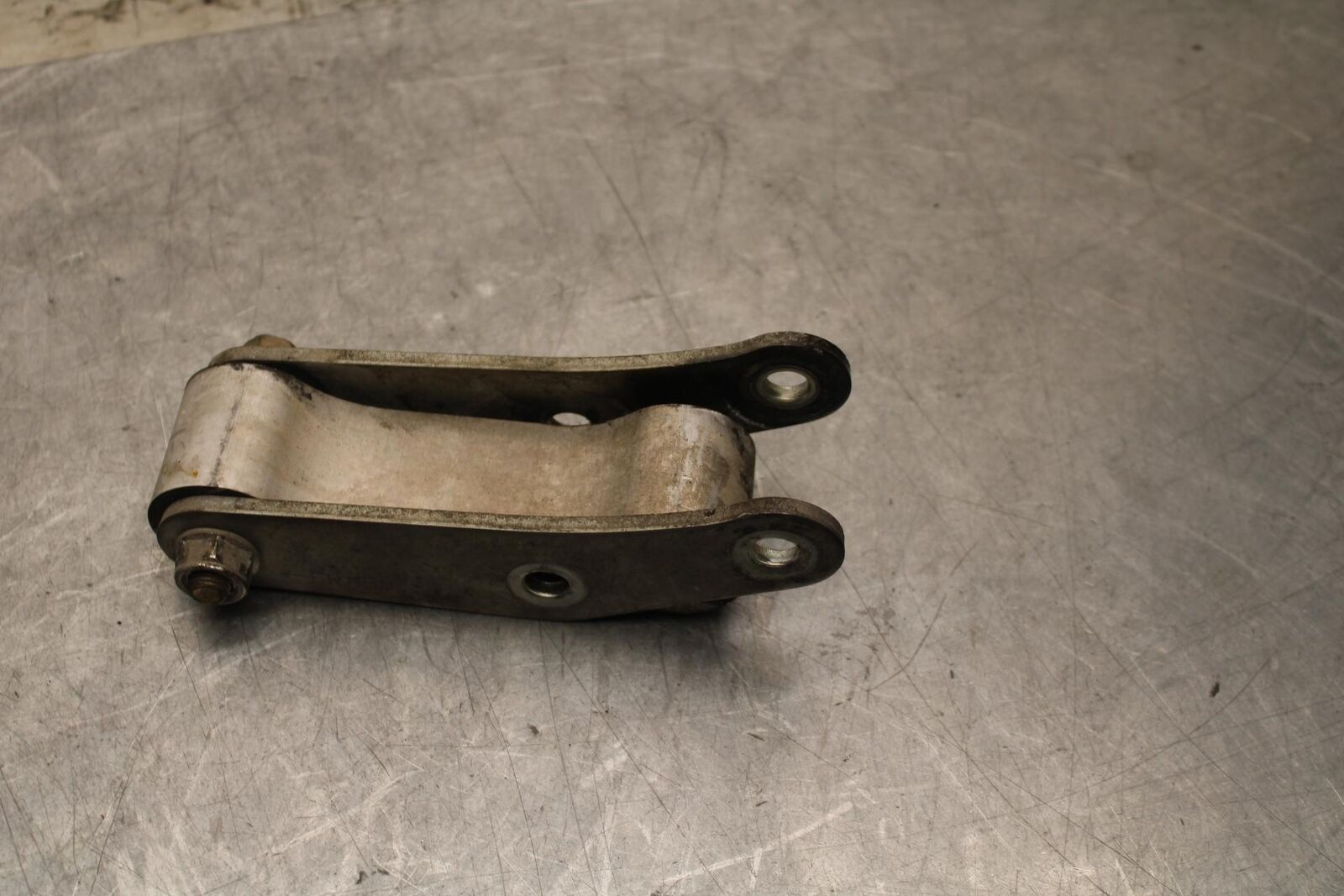2000 Honda CBR600F4 REAR DOGBONE SHOCK LINKAGE LINK 52475-MAS-E00 BB552