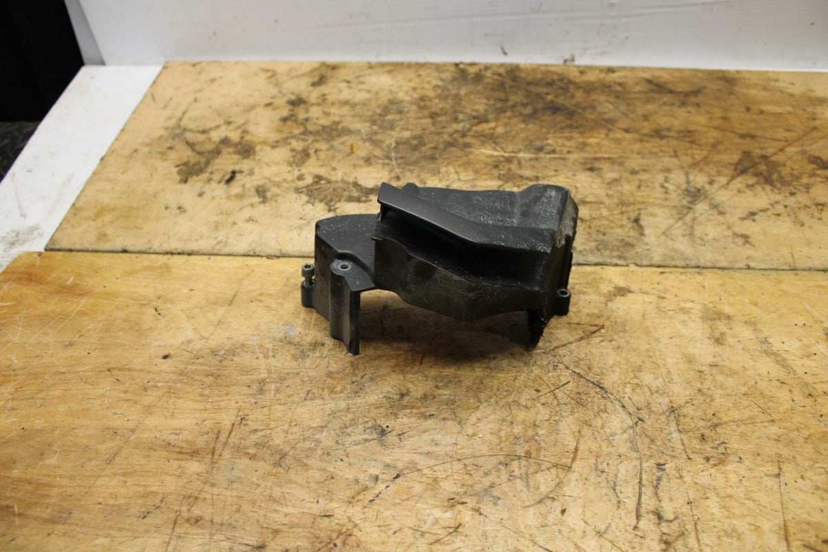 06-15 YAMAHA FZ1 ENGINE SPROCKET COVER BB326