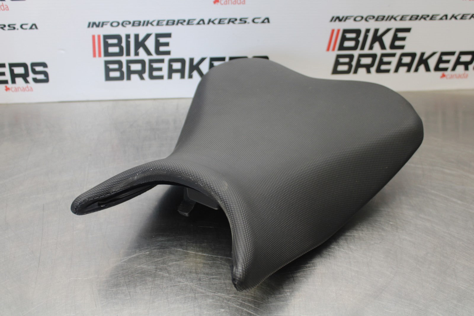 18-23 KAWASAKI NINJA 400 EX400 ABS FRONT DRIVERS SEAT PAD SADDLE PILLION BB192