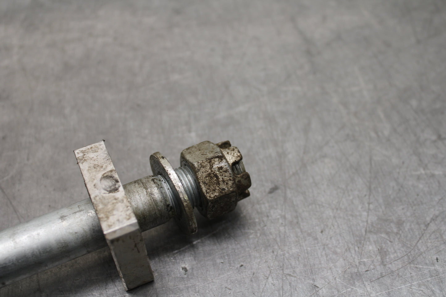 12-17 KAWASAKI NINJA 650 REAR AXLE BACK WHEEL RIM PIVOT BOLT AXEL BB129