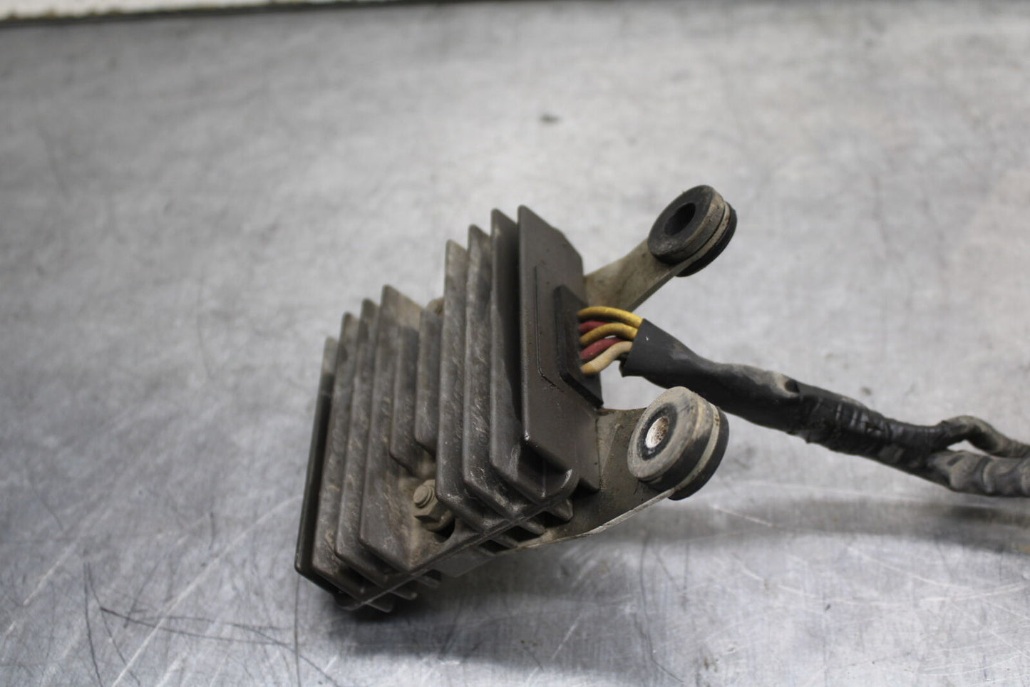05-06 HONDA CBR600RR RECTIFIER VOLTAGE REGULATOR BB739