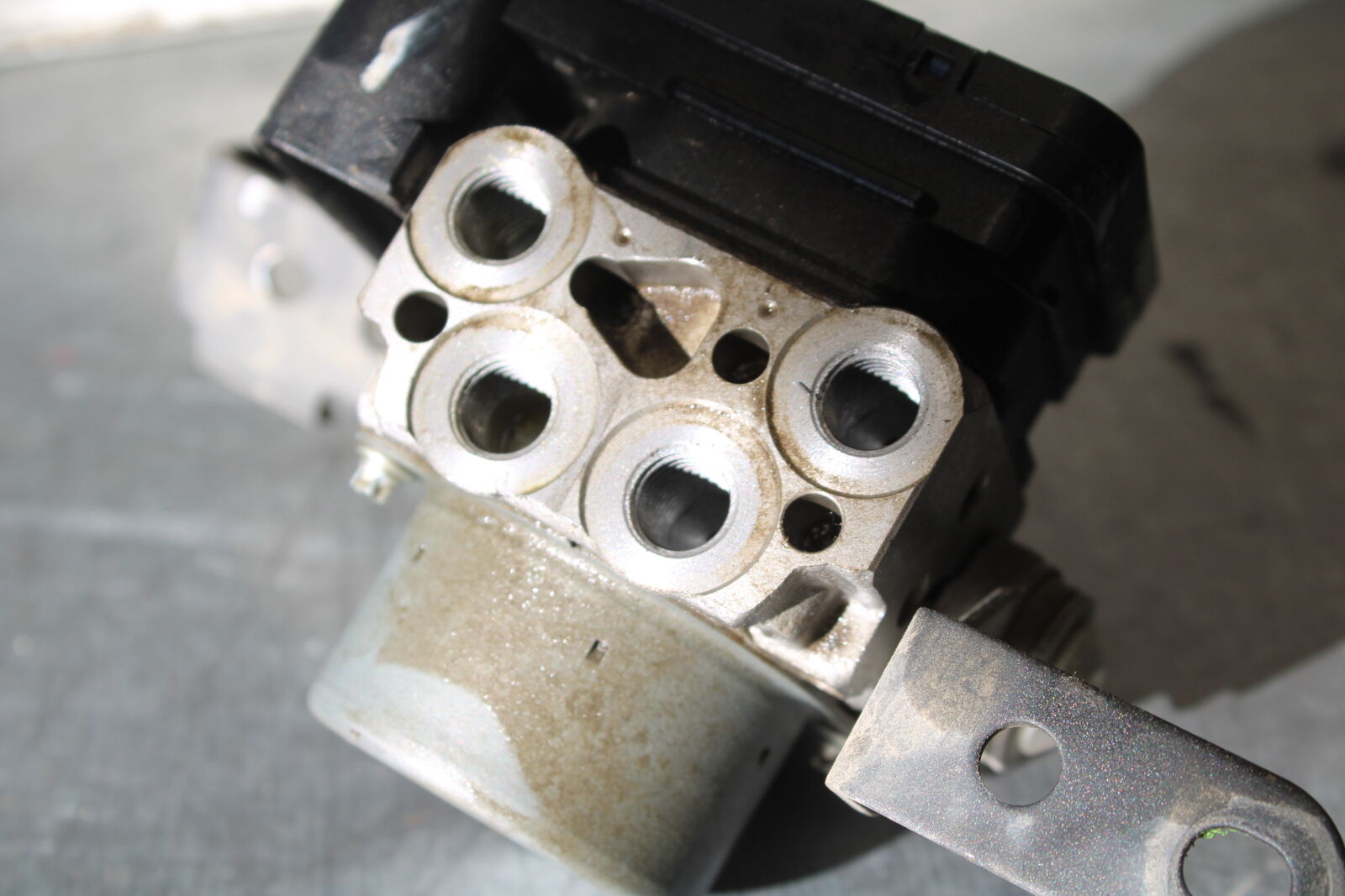 19-22 KAWASAKI Z400 ABS PUMP UNIT MODULE BB708