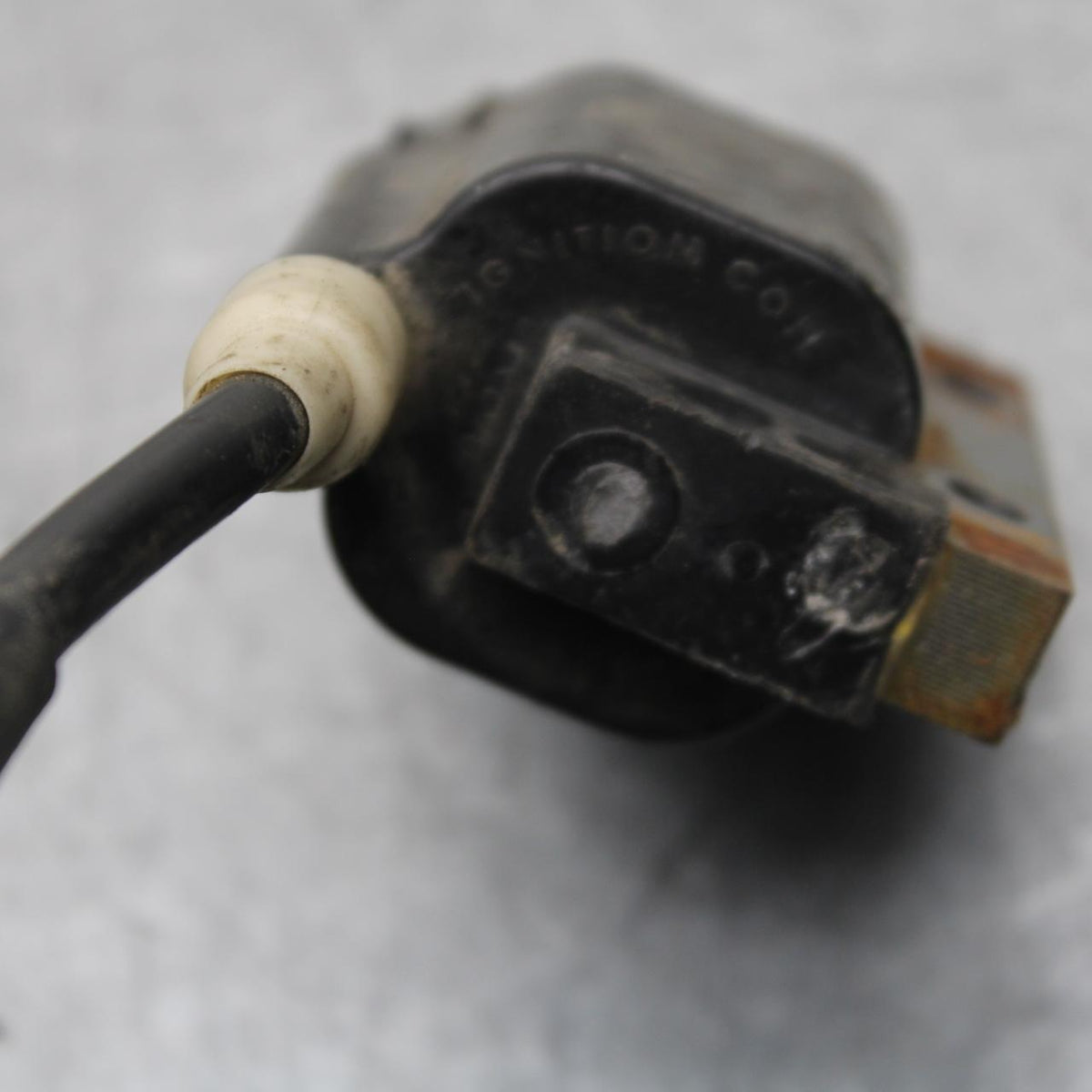 16-24 KTM 390 RC IGNITION COIL SPARK PLUG CAP  BB648