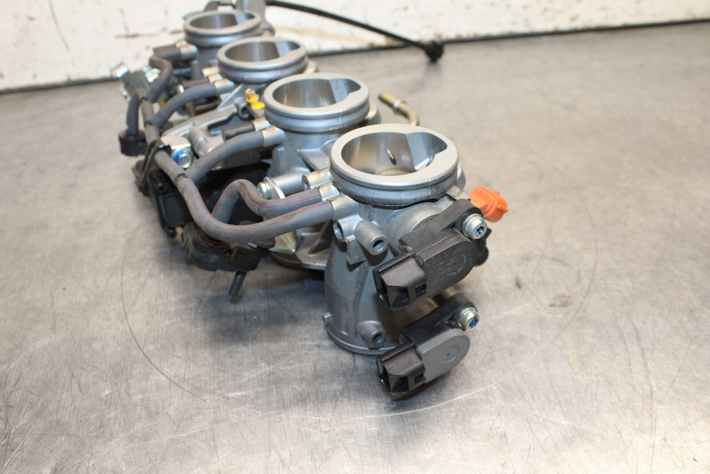 13-17 KAWASAKI NINJA ZX6R ZX636E MAIN FUEL INJECTORS / THROTTLE BODIES BB735