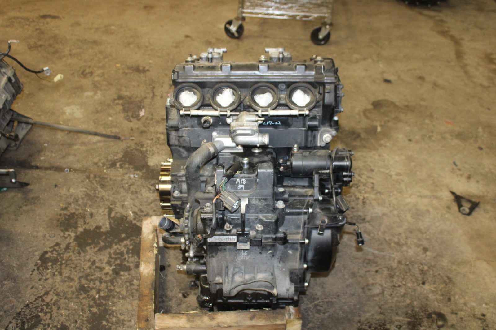 08 KAWASAKI NINJA ZX10R ENGINE MOTOR BB201