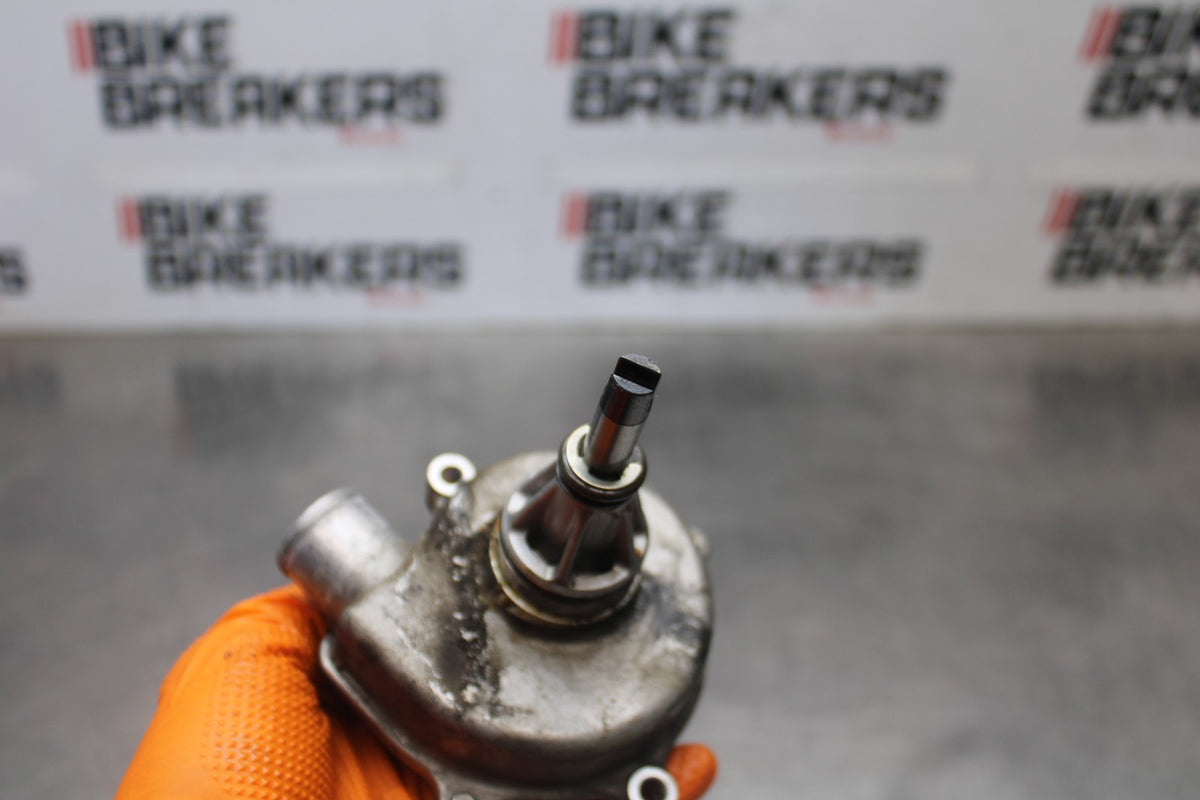 08 KAWASAKI NINJA ZX10R ENGINE WATER COOLANT PUMP  BB902