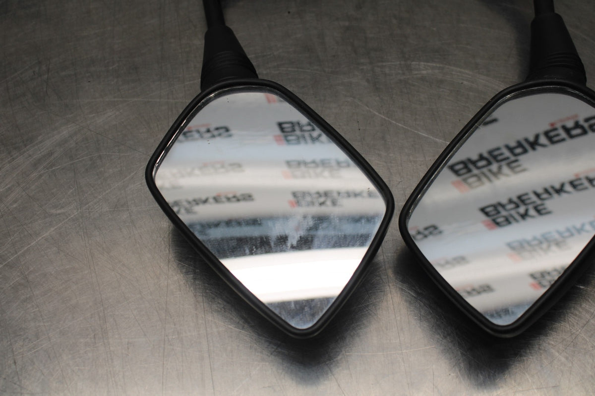 15 SUZUKI GW250F REAR VIEW MIRROR SET PAIR MIRRORS BB789